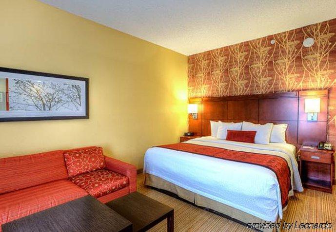 Courtyard By Marriott Mcallen Hotel Bagian luar foto