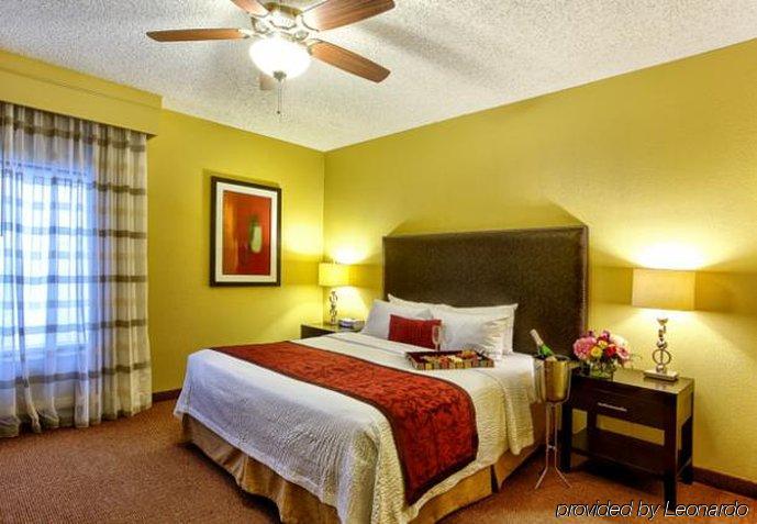 Courtyard By Marriott Mcallen Hotel Bagian luar foto