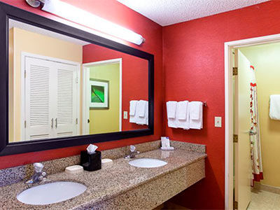 Courtyard By Marriott Mcallen Hotel Bagian luar foto