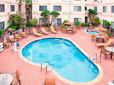 Courtyard By Marriott Mcallen Hotel Bagian luar foto