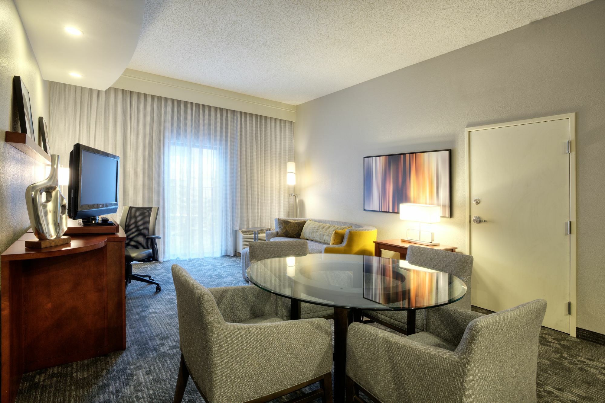 Courtyard By Marriott Mcallen Hotel Bagian luar foto